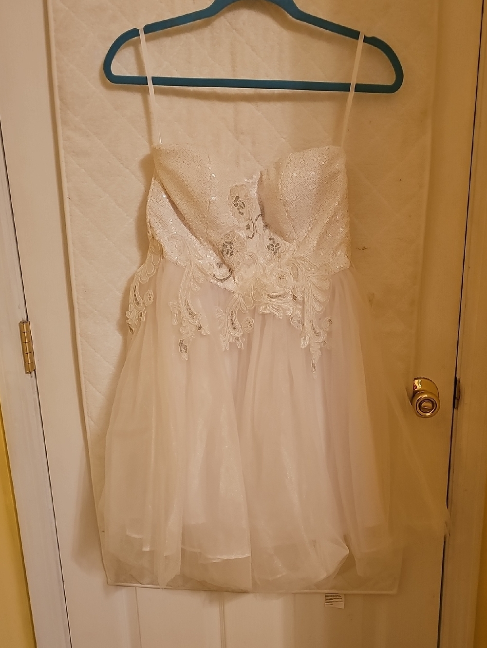 Minuet Petite White Lace Appliqué Tulle Strapless Dress